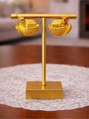 Premier Designs Noah's Ark Gold Studs